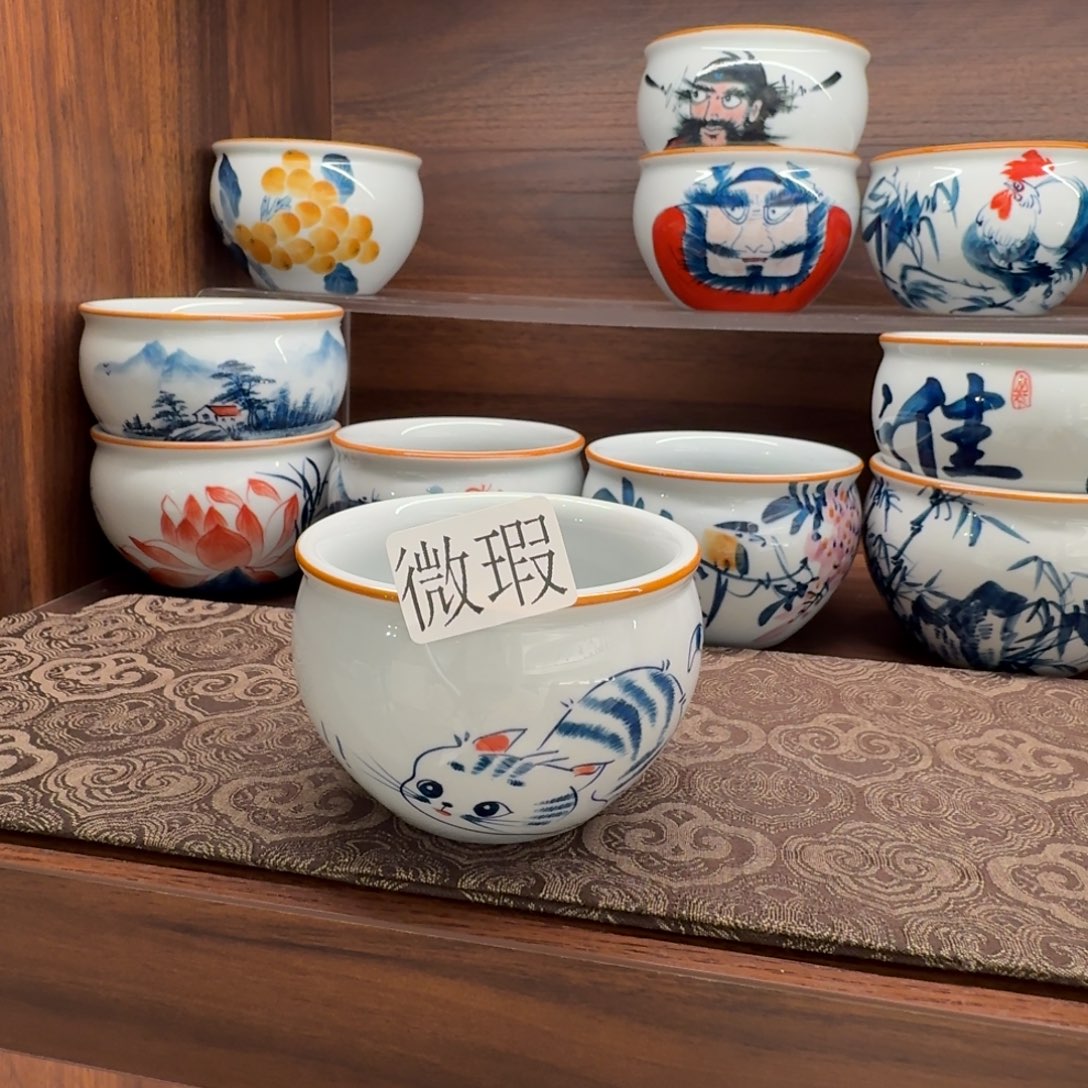 釉下手绘茶具微瑕