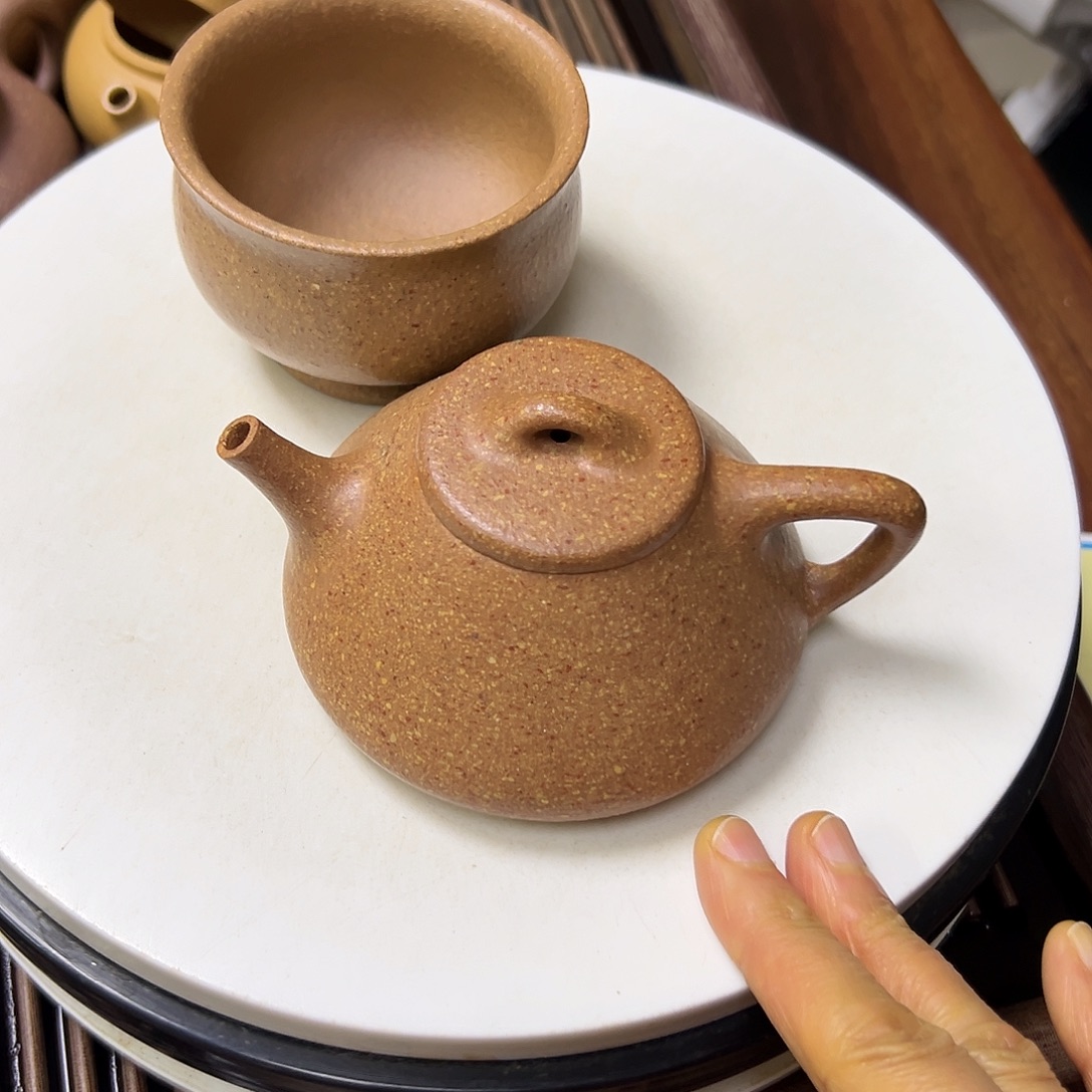 紫砂茶壶紫砂壶等传统民间艺术珍品和民间艺术