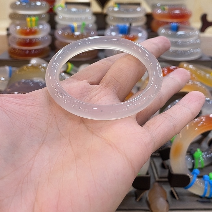 玛瑙/玉髓未镶嵌手镯