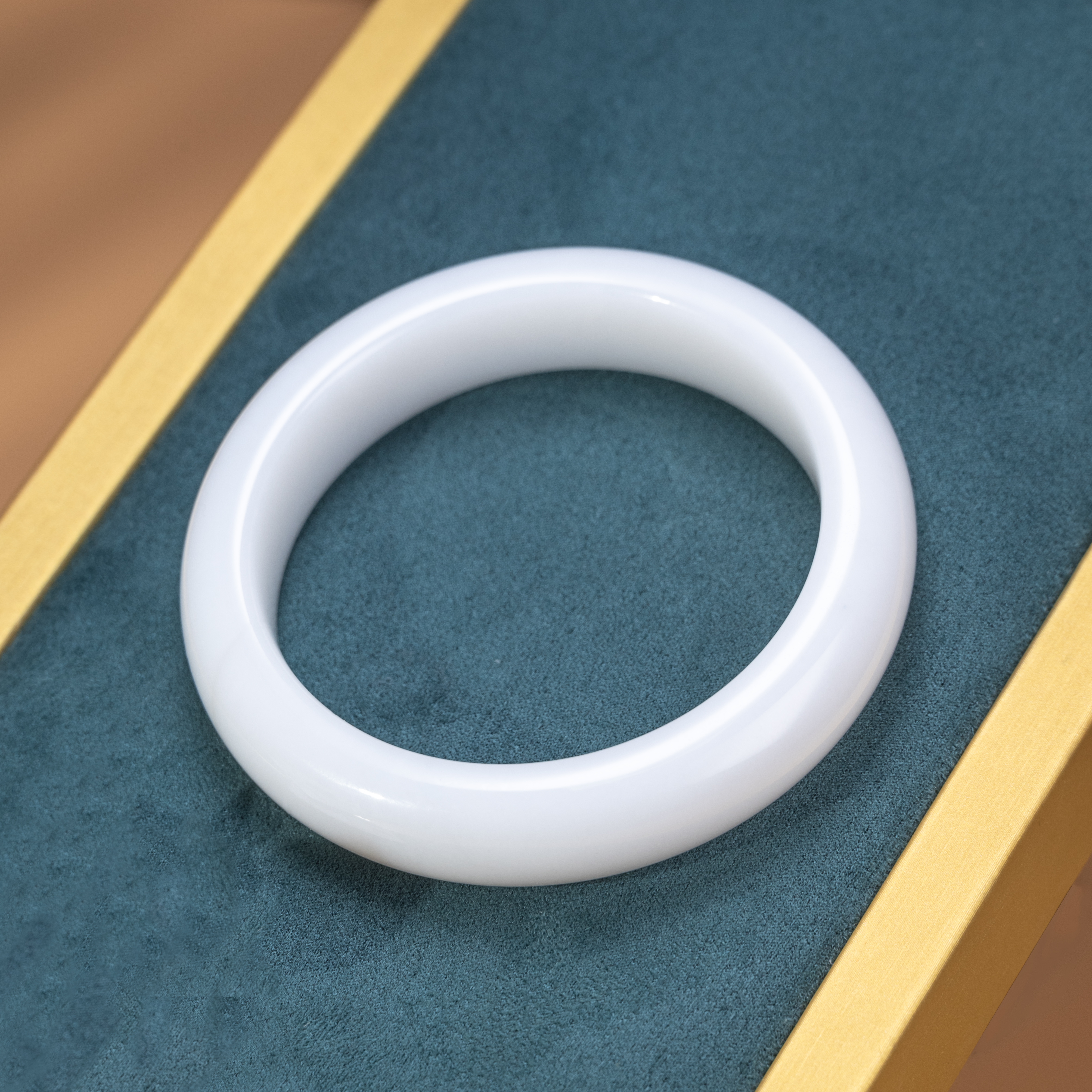 【冠玉珠宝】和田玉羊脂白玉富贵手镯 高白 典雅精美实物手镯