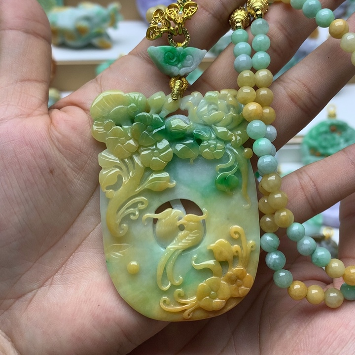 颈饰未镶嵌翡翠翡翠