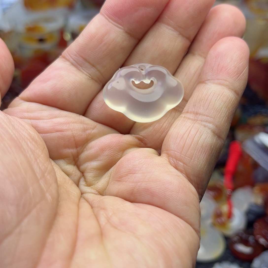 玛瑙/玉髓颈饰未镶嵌