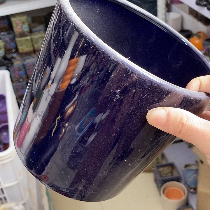 陶盆有孔 瑕疵针孔漏釉介意勿拍外口 17外高16