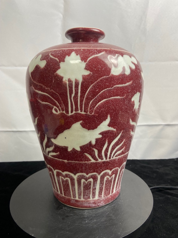 霁红釉梅瓶、全品微失光