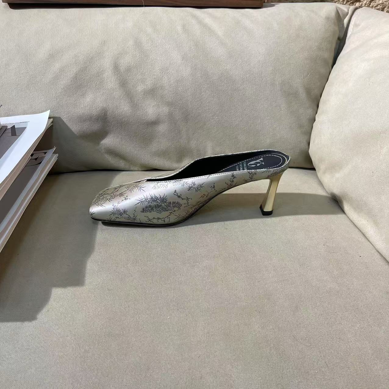 DJ时尚拖鞋-A3063灰色