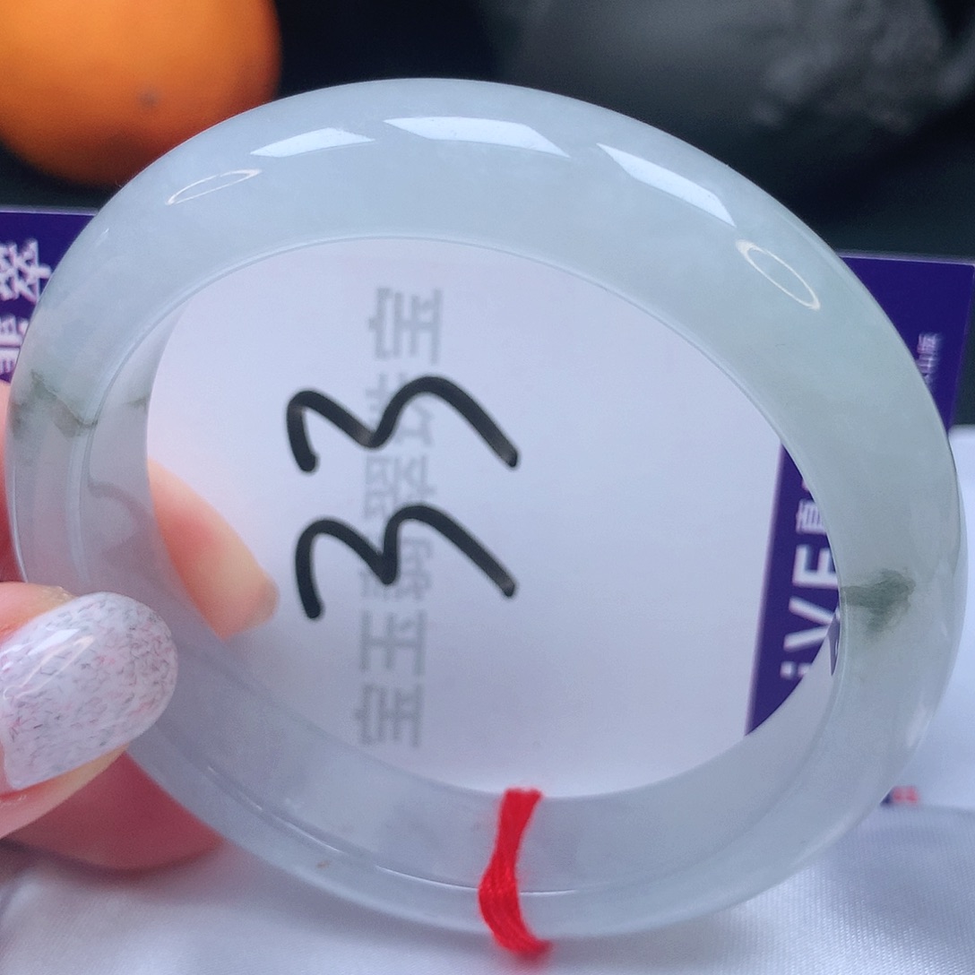 翡翠手镯未镶嵌55圈口