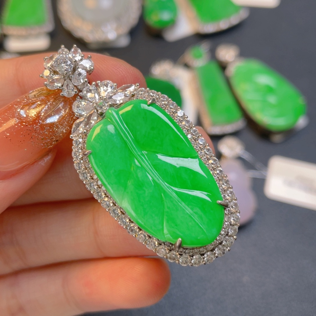 翡翠银S925镶嵌颈饰