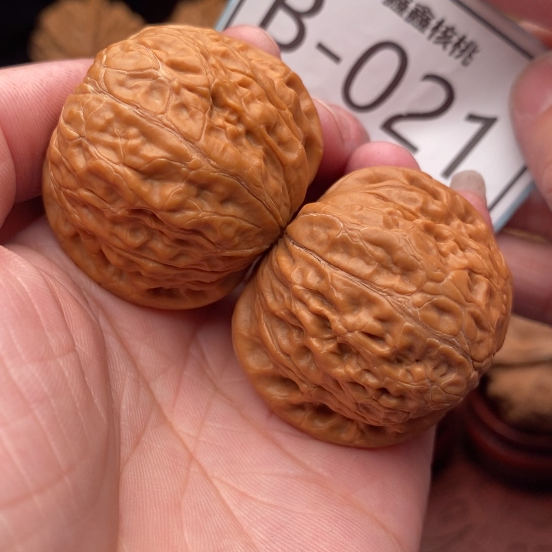 文玩核桃把件铁锤39