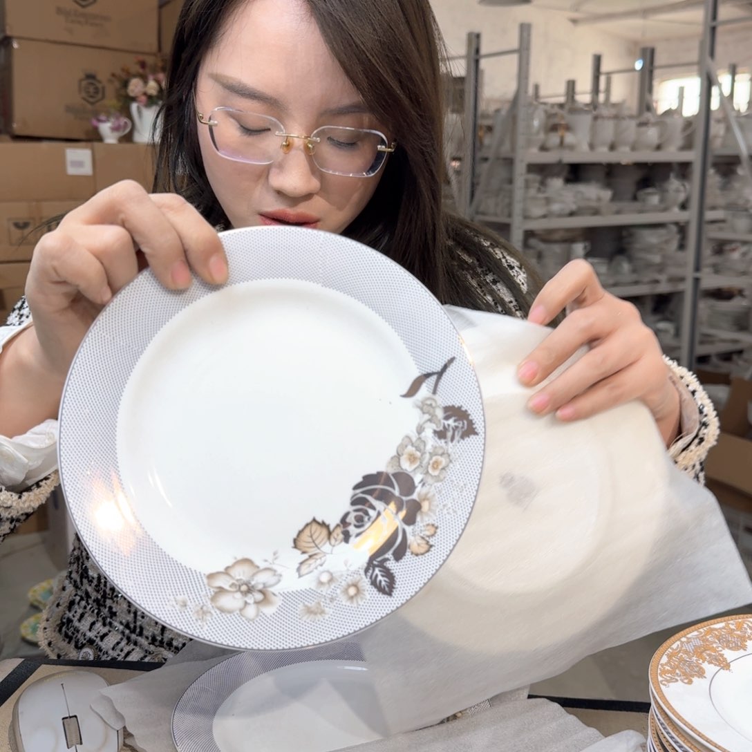 7.5英寸平盘19cm一个平盘瑕疵品不忒不还