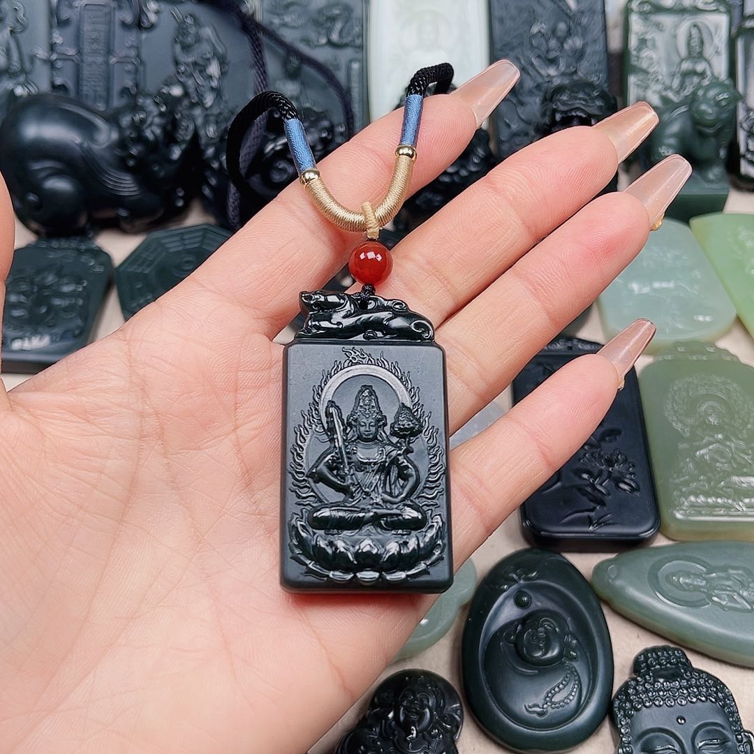 和田玉（青玉）颈饰未镶嵌