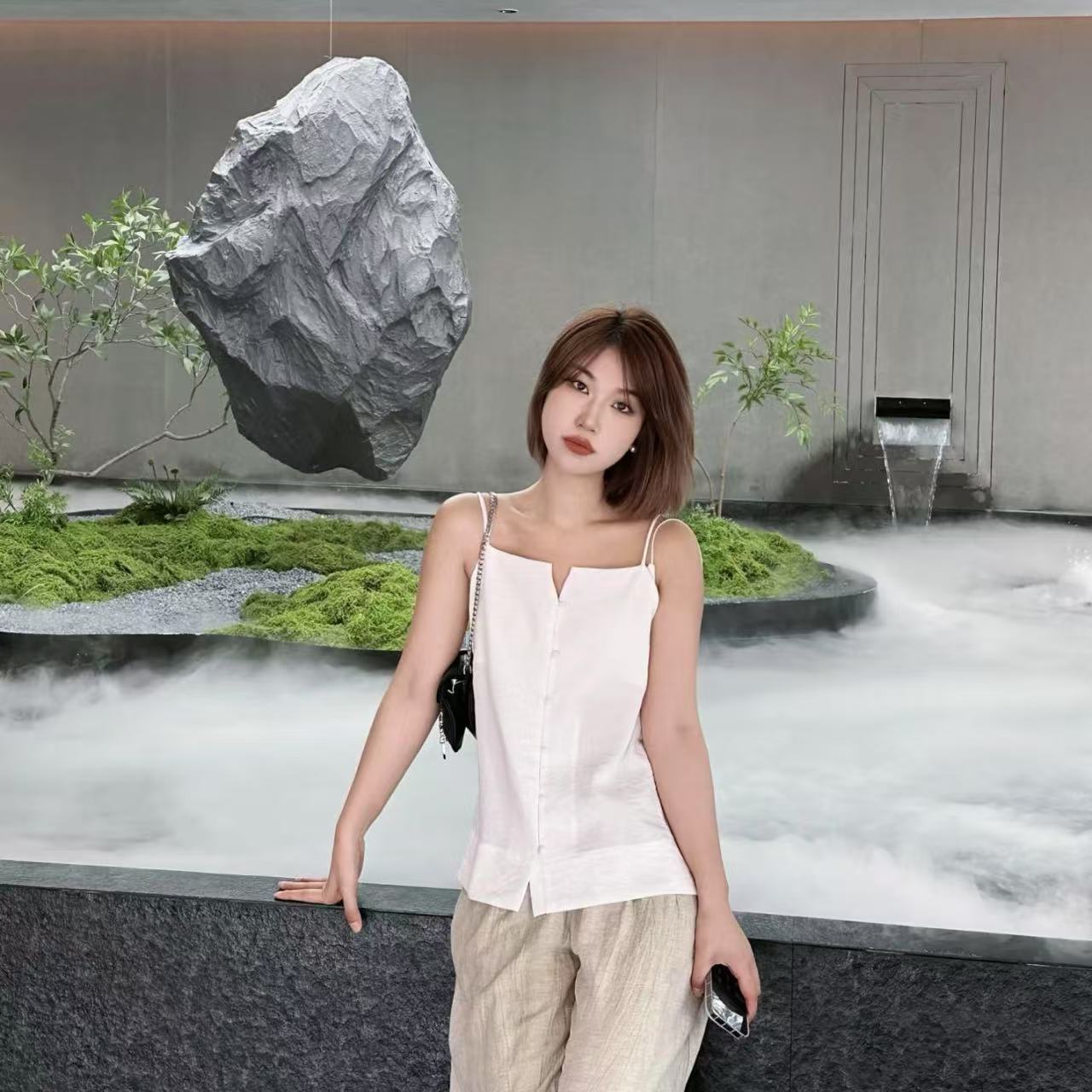 【MIS•FOFO买手店】NN675-时尚女装设计感吊带上衣百搭休闲白色气质