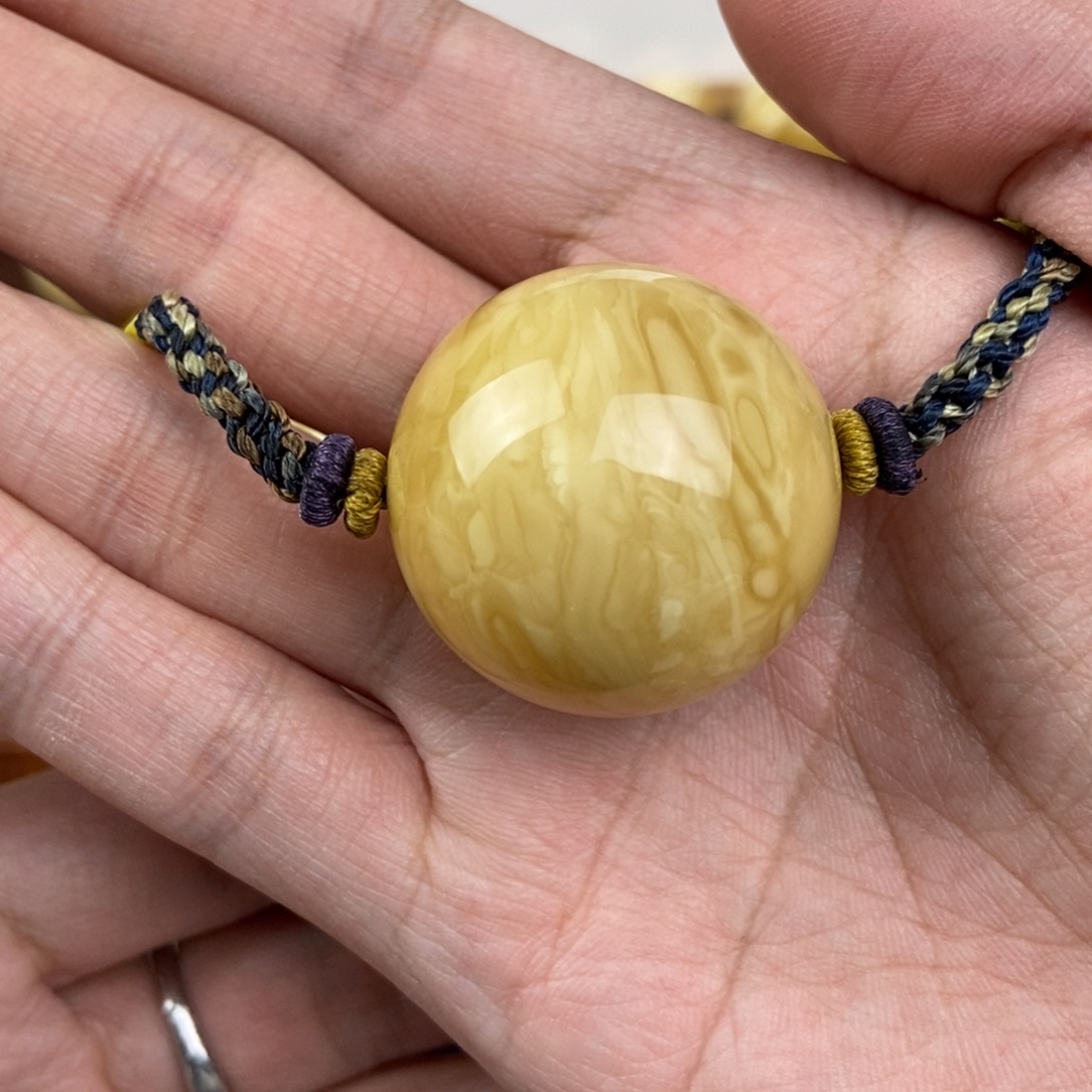 裸石琥珀未镶嵌蜜蜡30.8