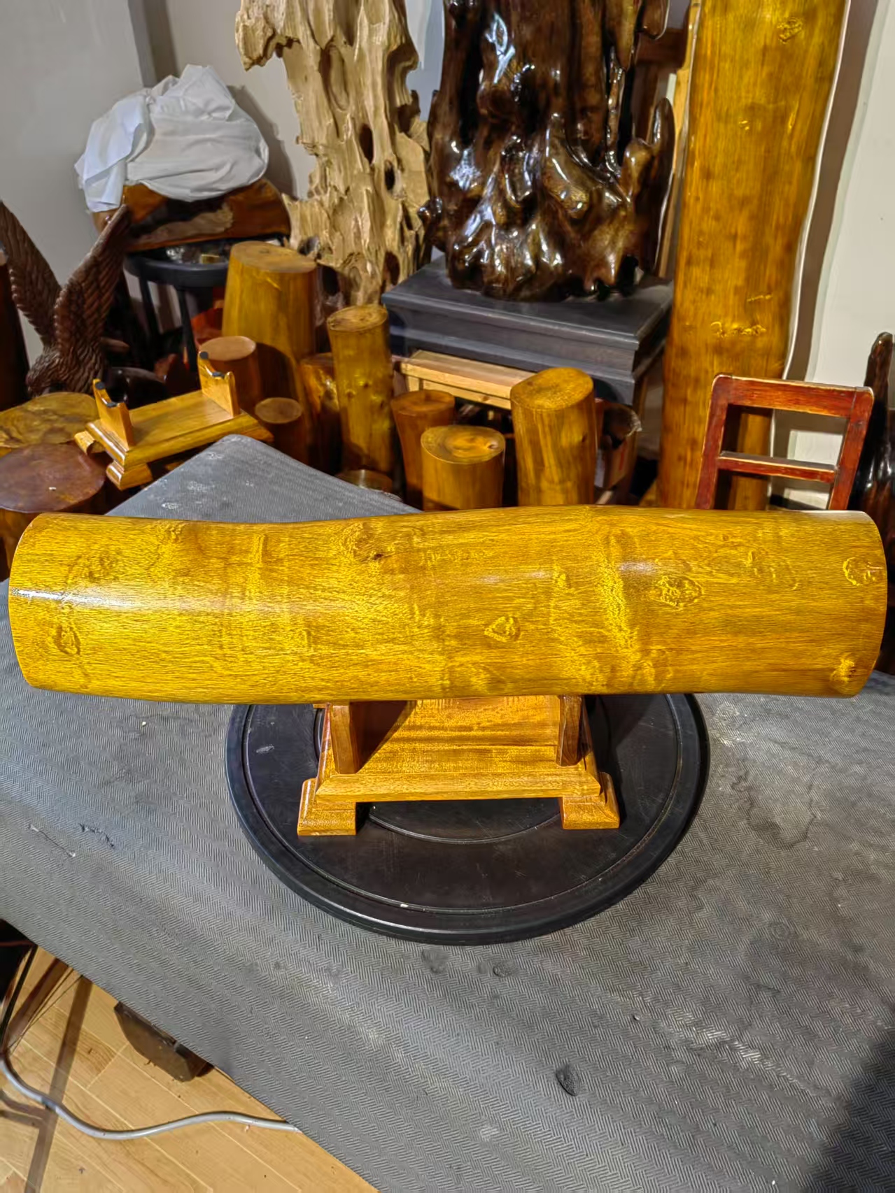 四川雅安小叶桢楠金丝楠木横财摆件