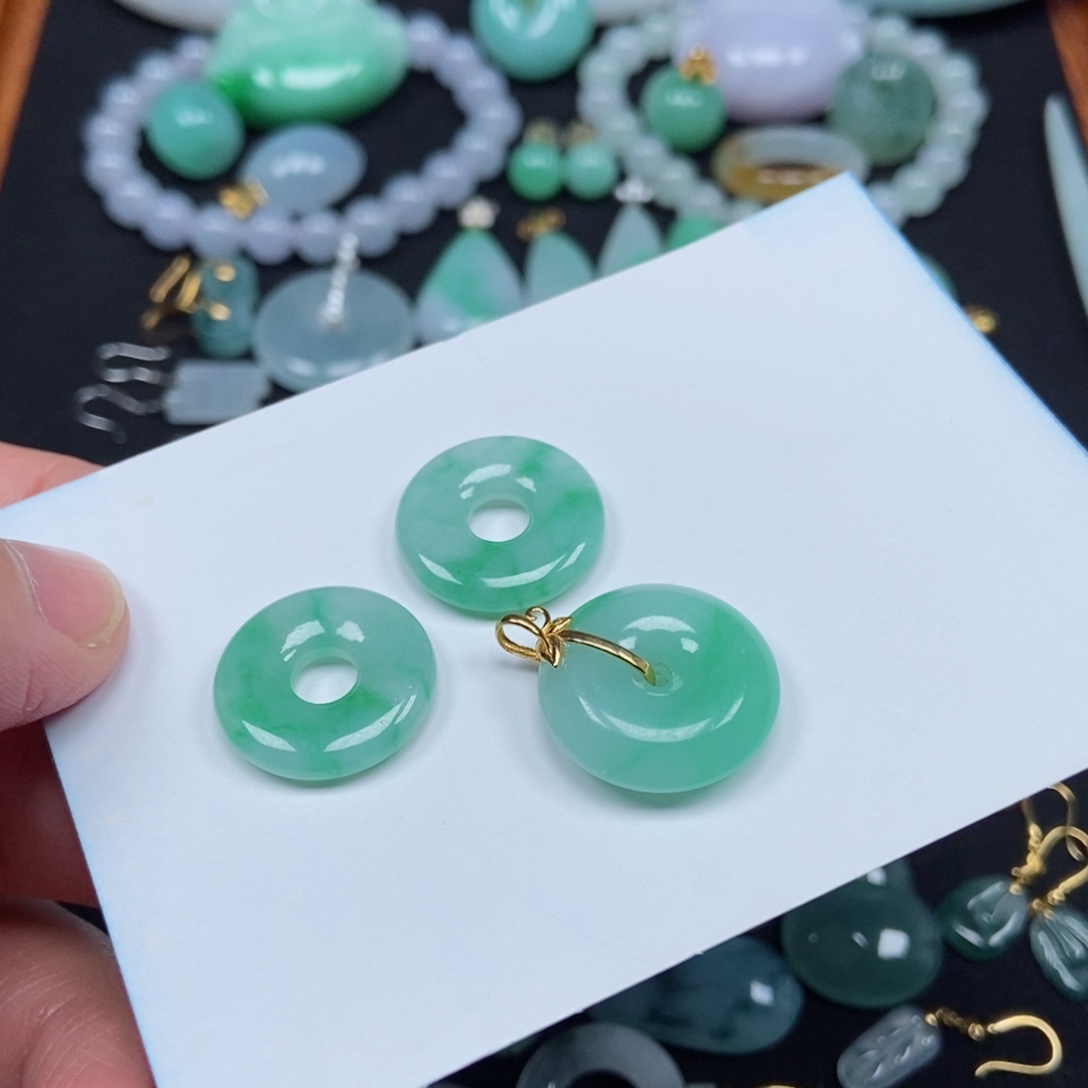 翡翠未镶嵌颈饰甜甜圈➕平安扣吊坠