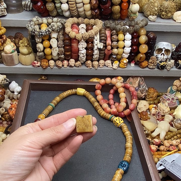 吊坠龙脊菩提吃****蛋驼骨