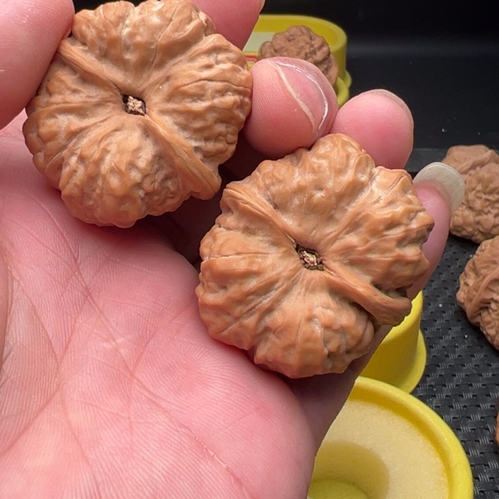 ****忆文玩核桃文玩核桃