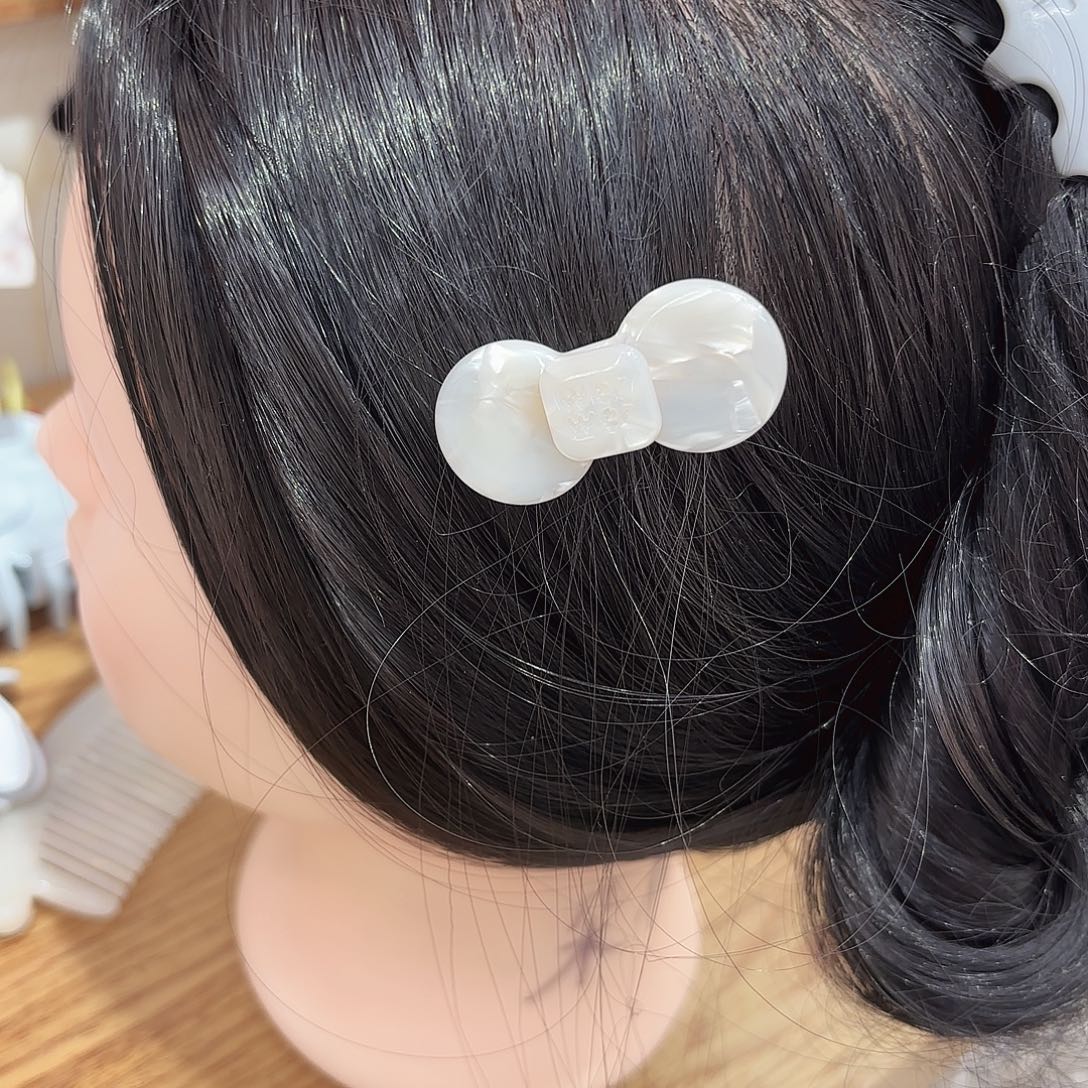 皮质铁合金小号蝴蝶结贝母