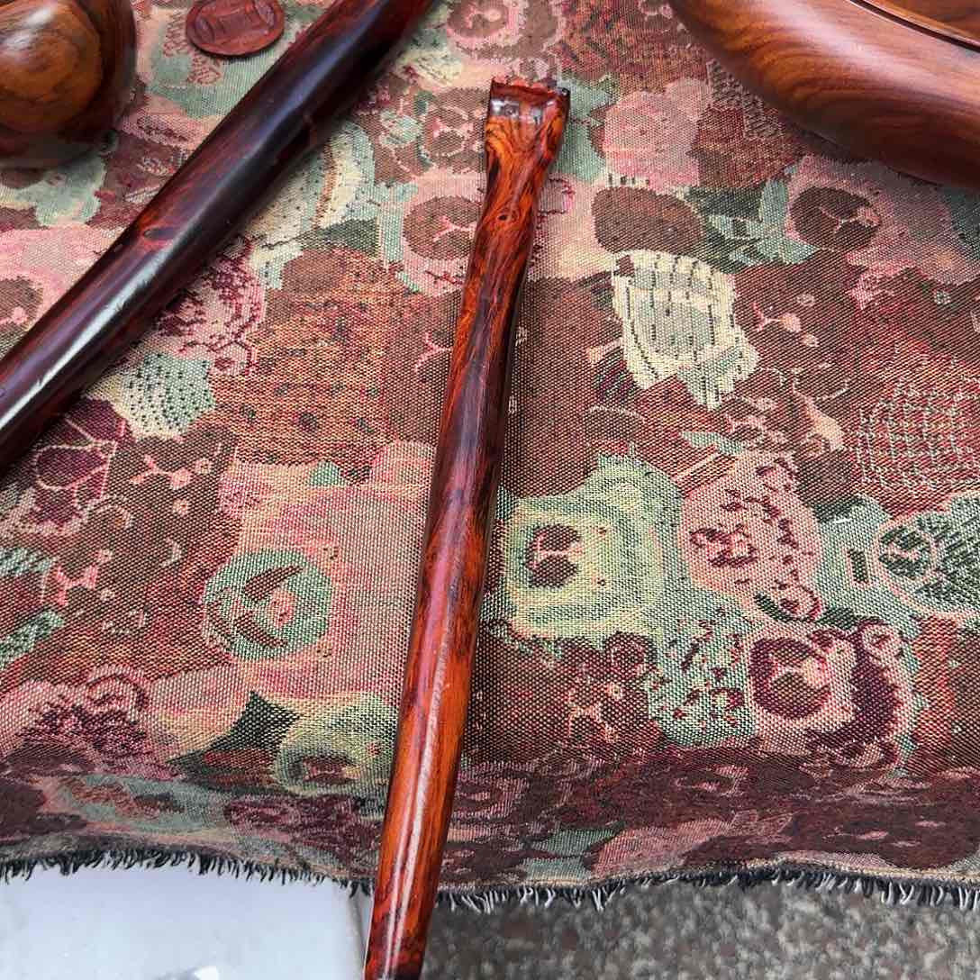 木何*老挝大红酸枝红木