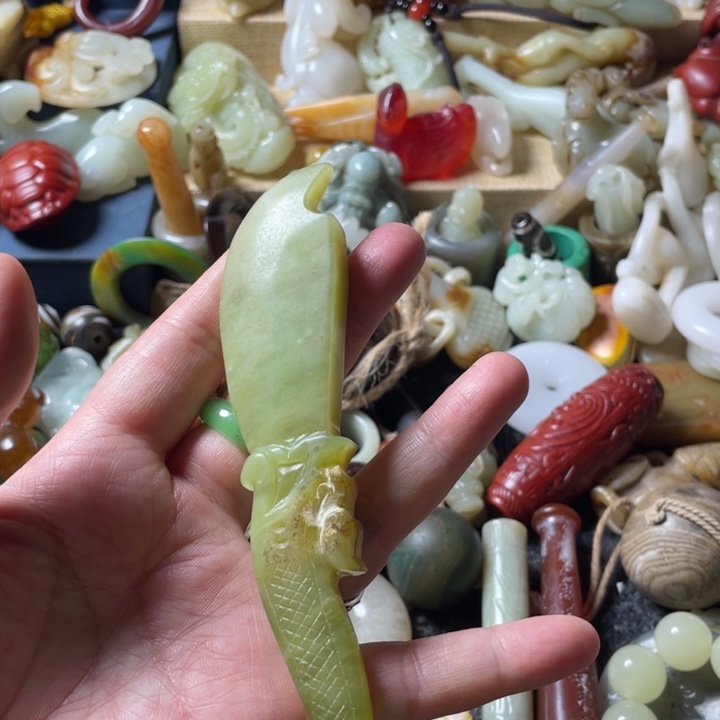 和田玉未镶嵌吊坠(不含链)