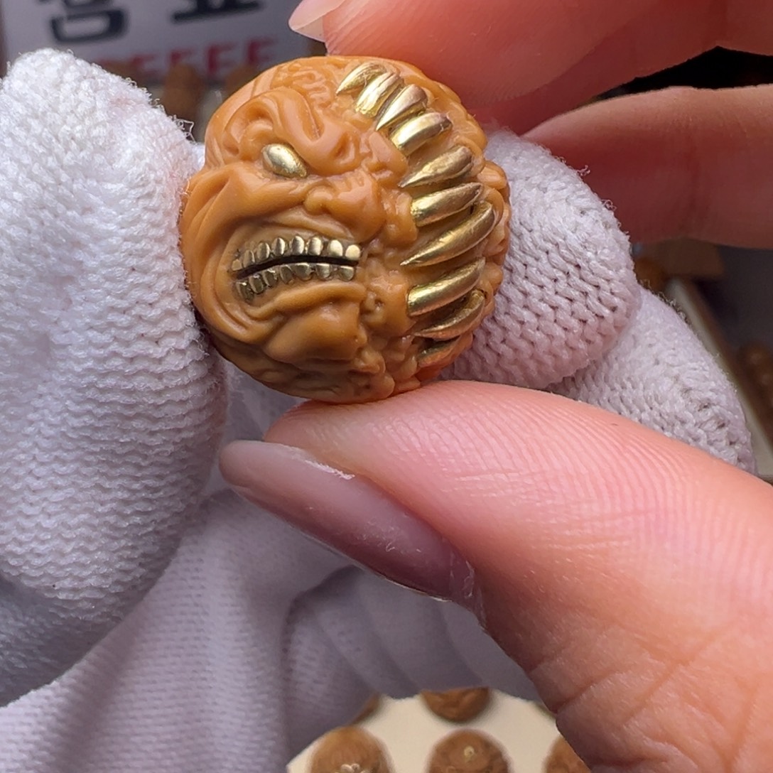 把件猴头核桃镶嵌款吞噬嗔怒佛爷全品有正常封口线