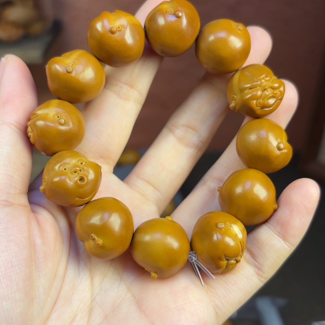 吊坠橄榄核人生百态