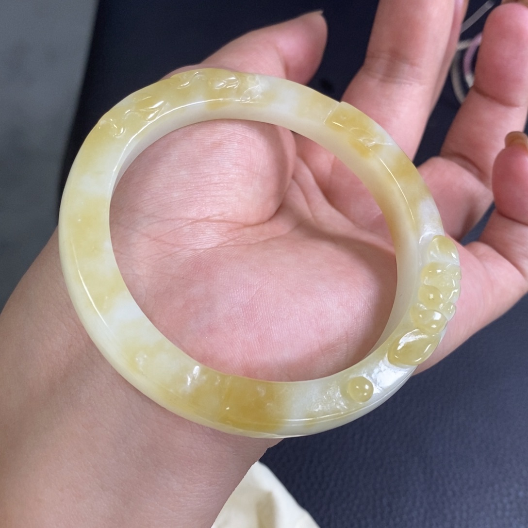 【闪购商品】和田玉手镯未镶嵌