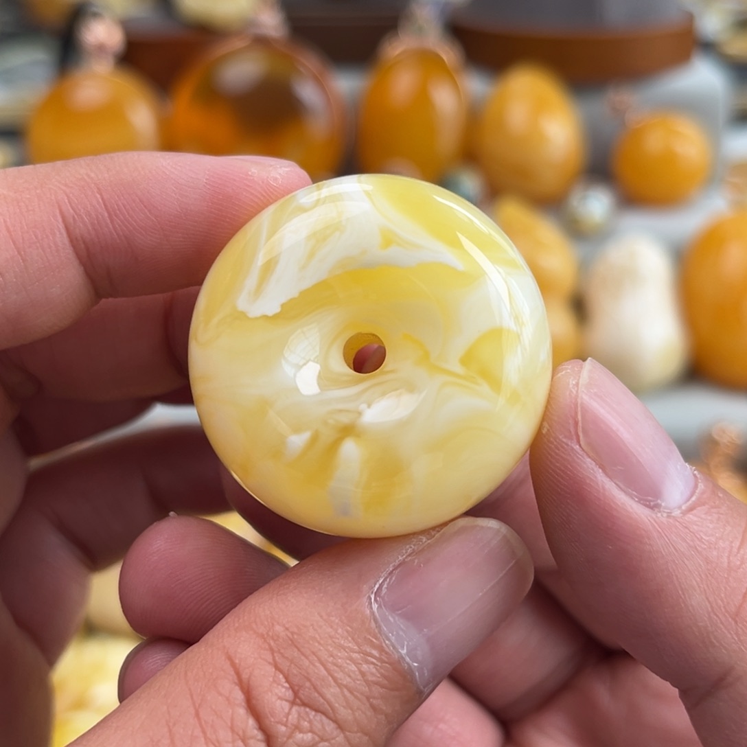 未镶嵌蜜蜡珠宝奇石