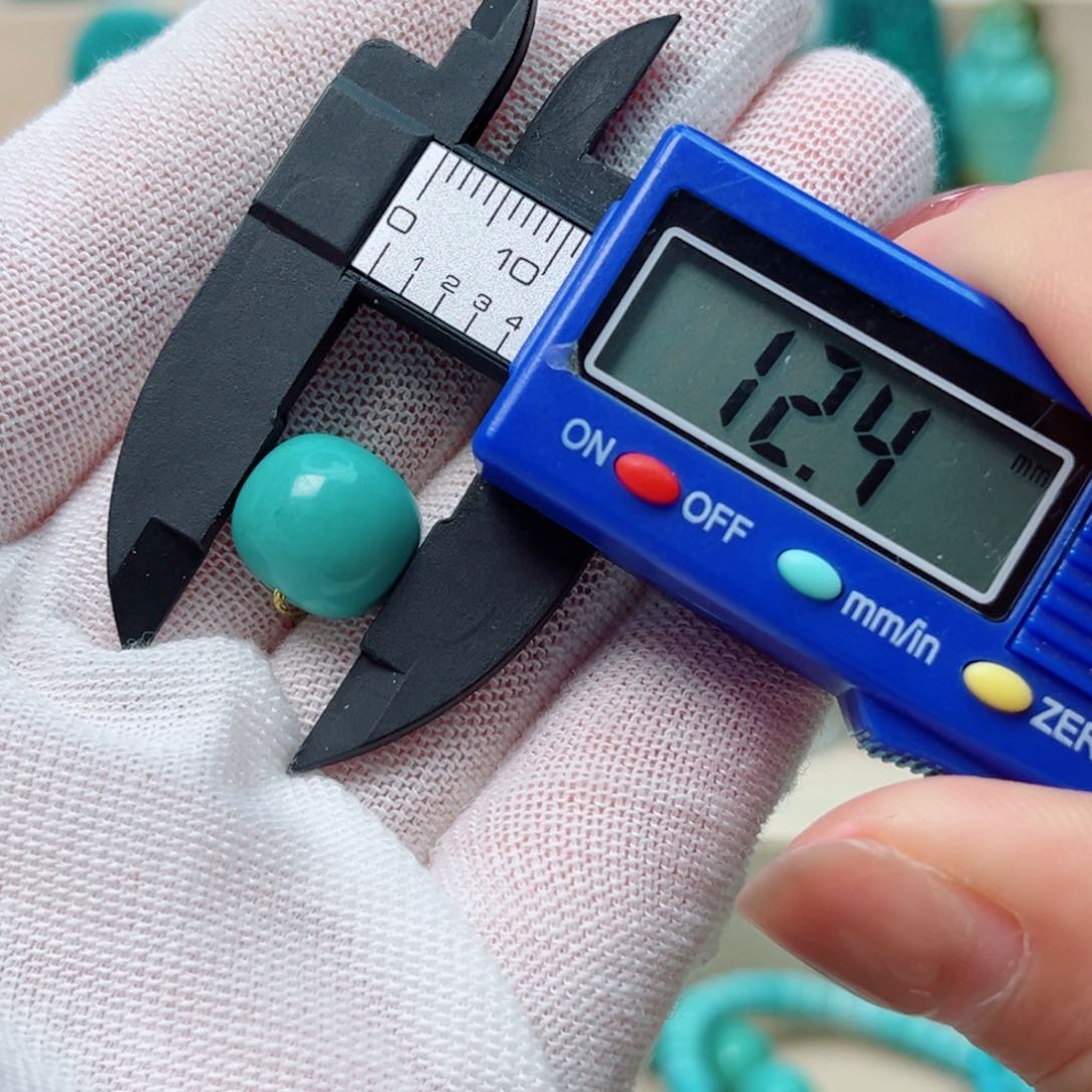 绿松石珠宝未镶嵌