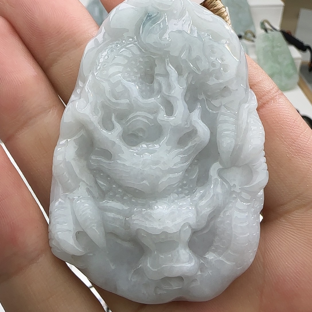 理***斗翡翠未镶嵌颈饰翡翠