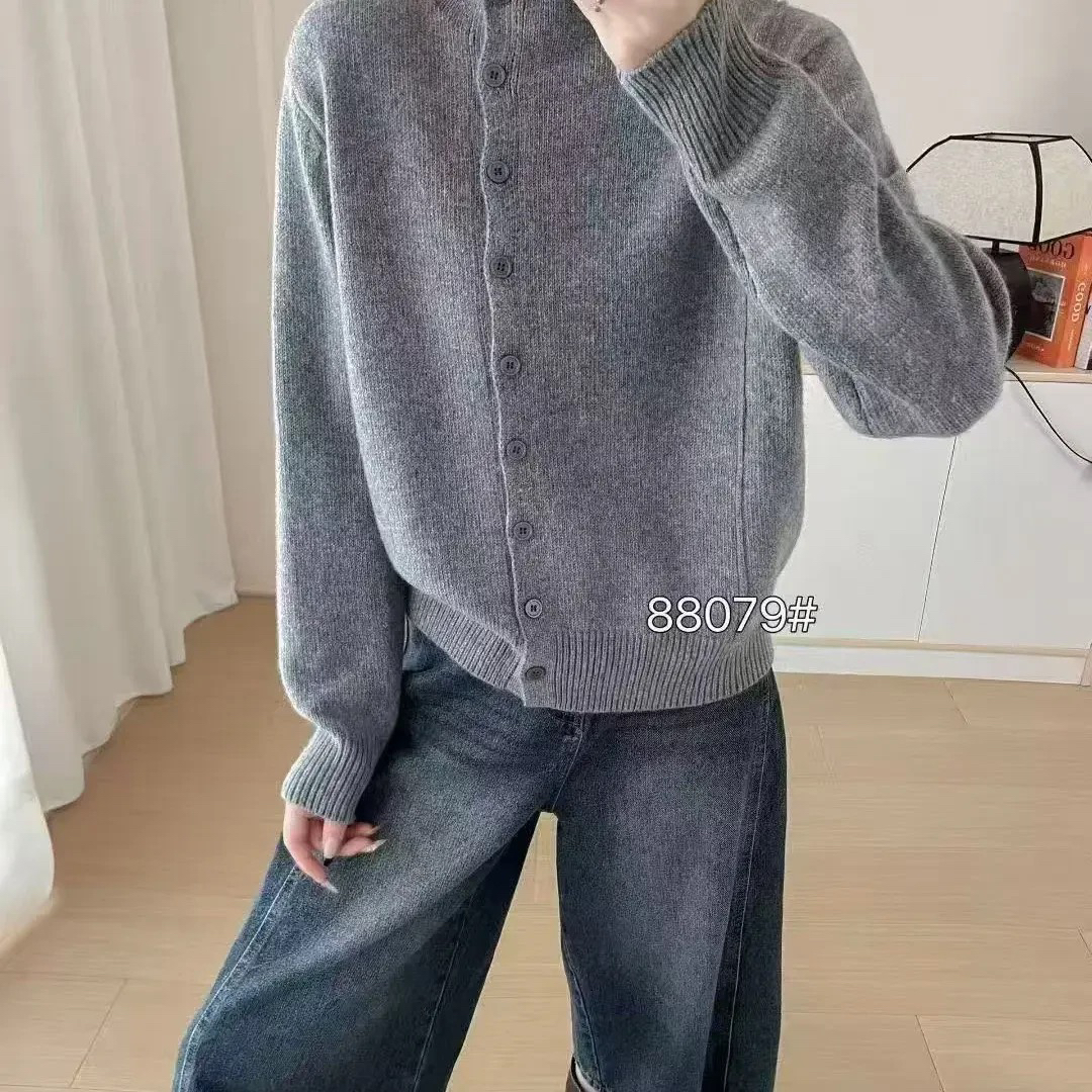 斜扣设计秋冬纯色立领上衣