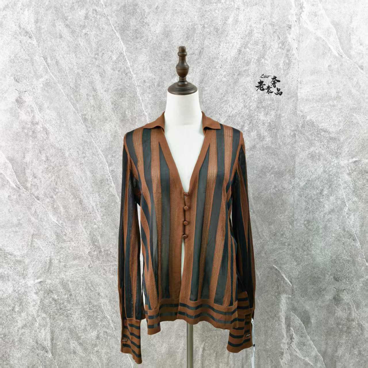 99新 FENDI/芬迪 海囤K/芬迪上衣/40码/lm63513