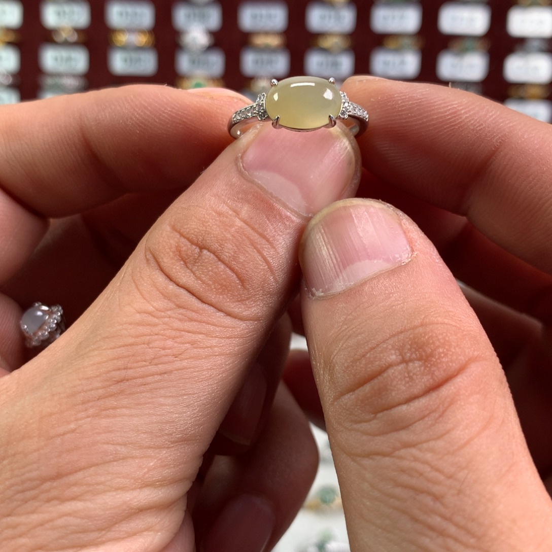 ****️翡翠未镶嵌戒指157