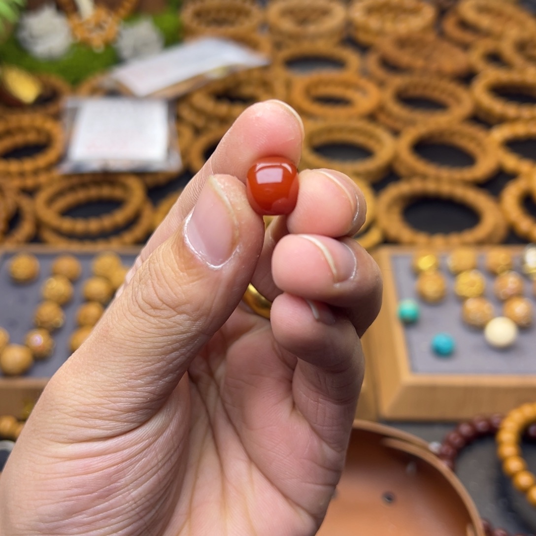 天***豪吊坠猴头核桃老型红