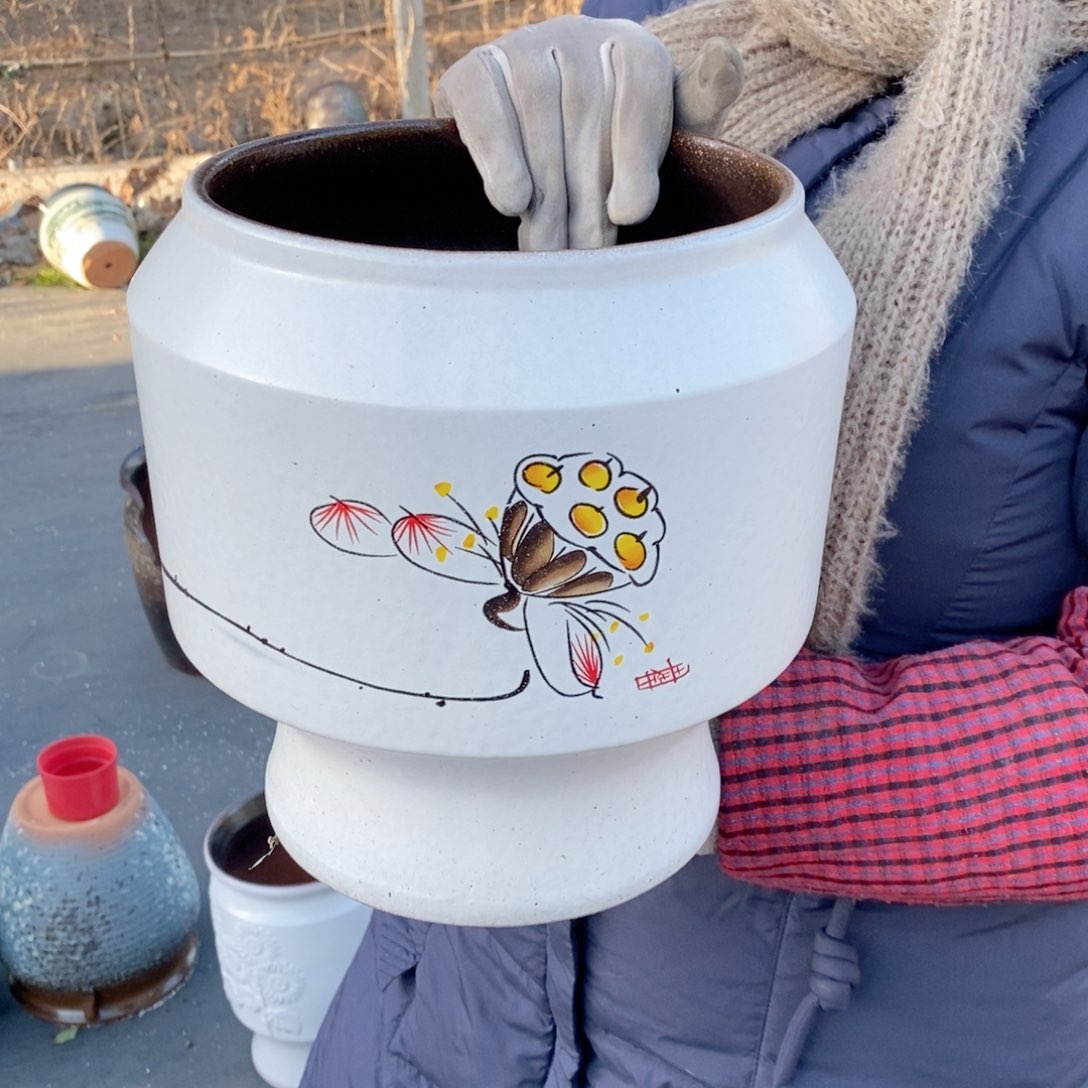 红陶口20高26～～～