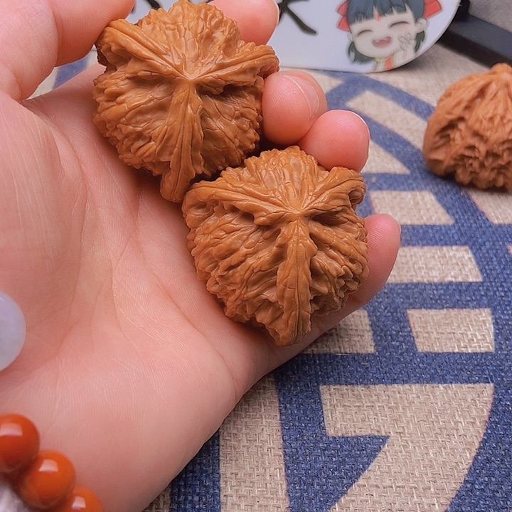 吊坠文玩核桃改*三棱