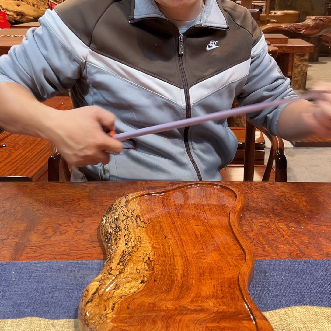 玉木（非红木类）巴花学名古夷苏木