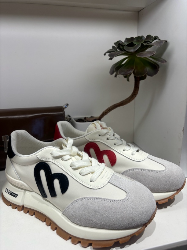 211095709e漫步佳人小心甘单款慢跑鞋