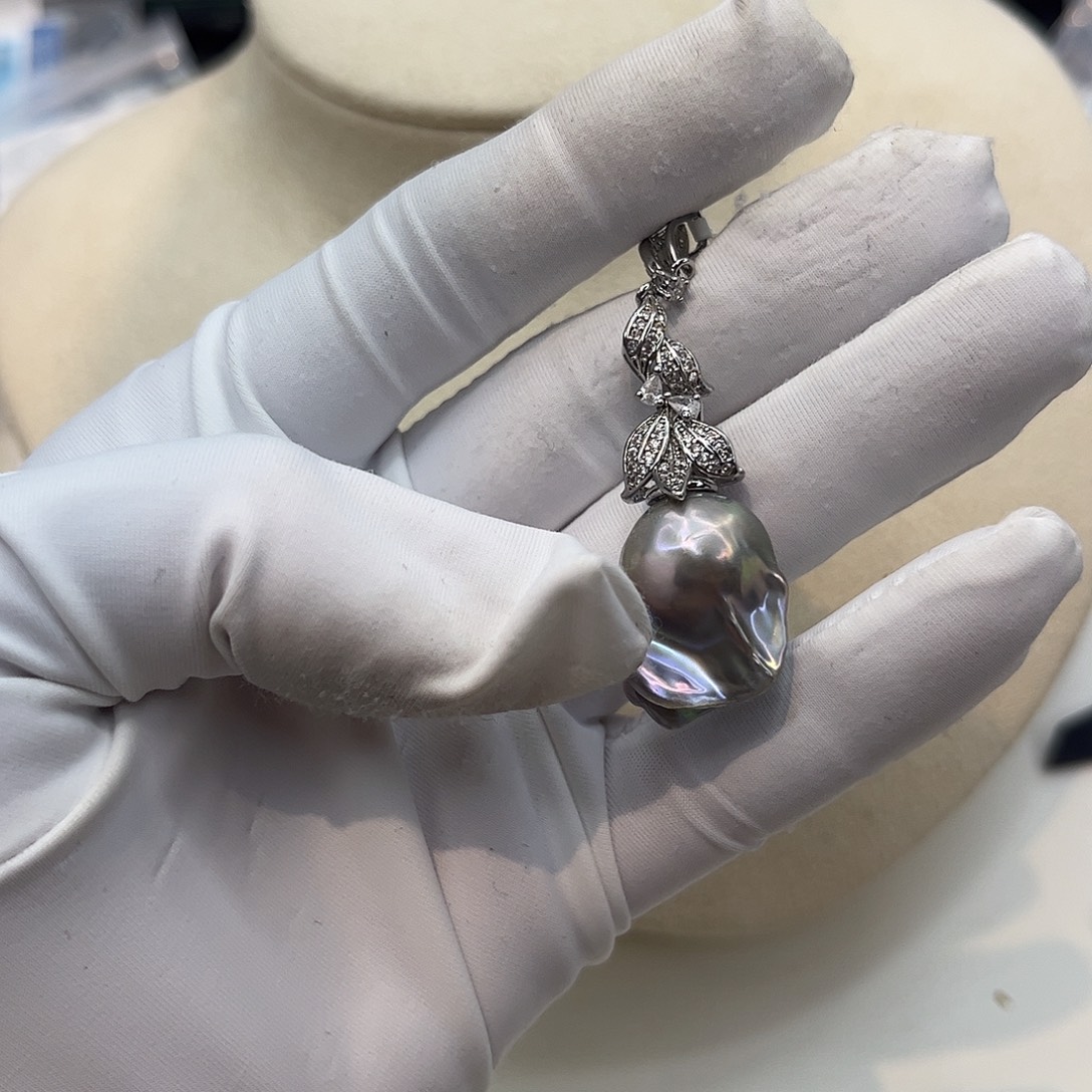 淡水珍珠合金耳饰