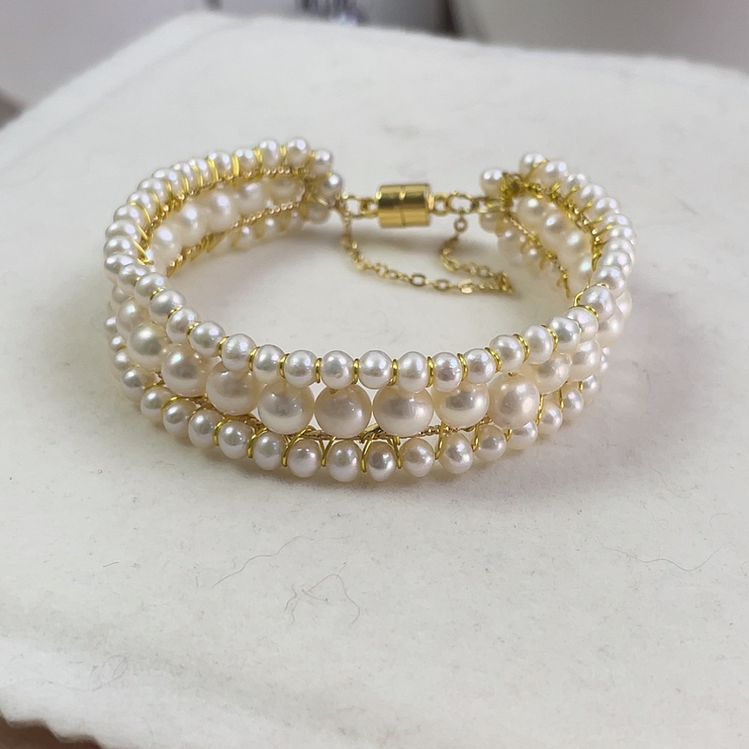 淡水珍珠耳饰未镶嵌