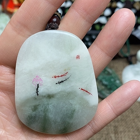 独山玉颈饰未镶嵌