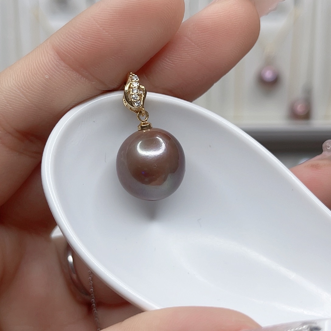 淡水珍珠吊坠(赠链)未镶嵌