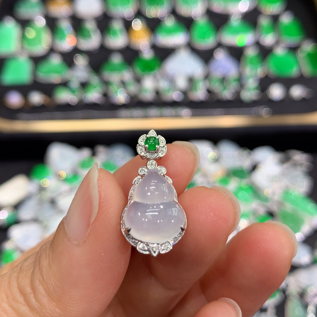 翡翠18K金镶嵌吊坠(不含链)