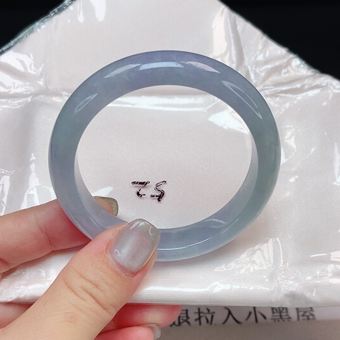 翡翠手镯未镶嵌没*发妖姬紫正圈