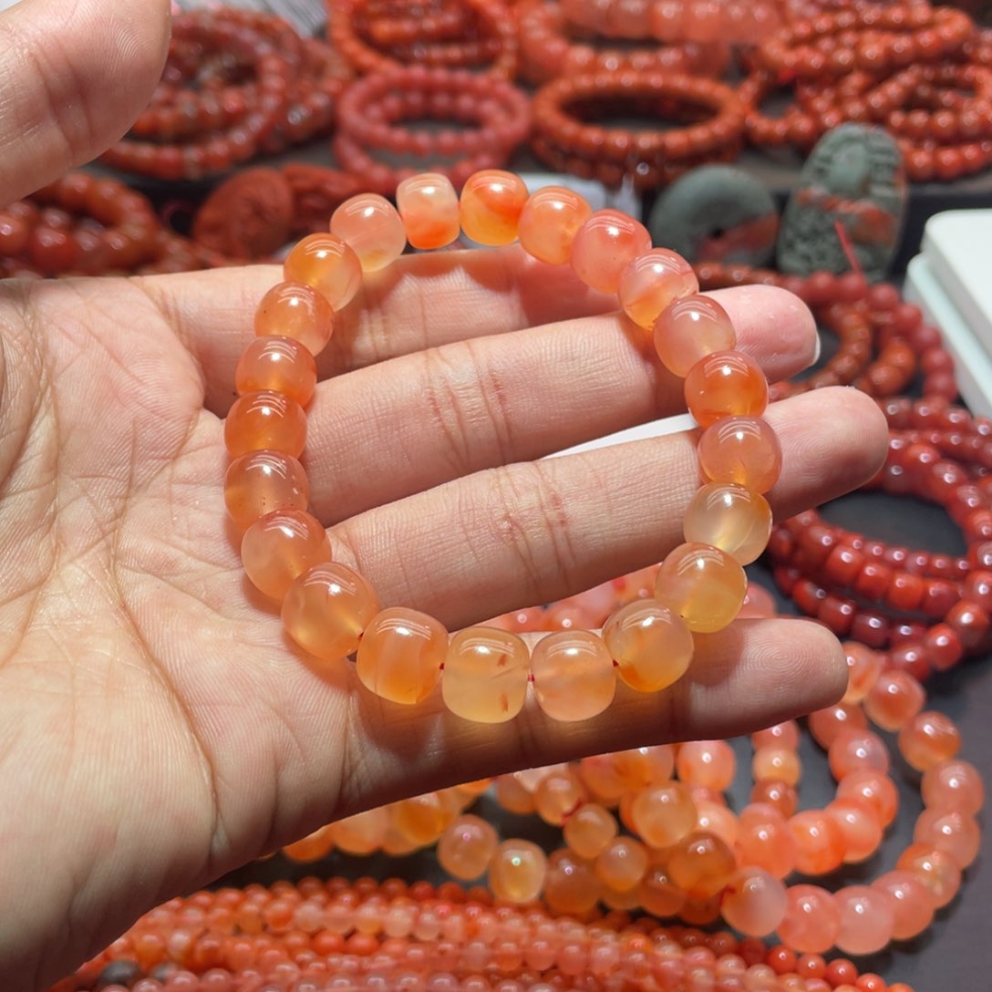 南红玛瑙手链未镶嵌