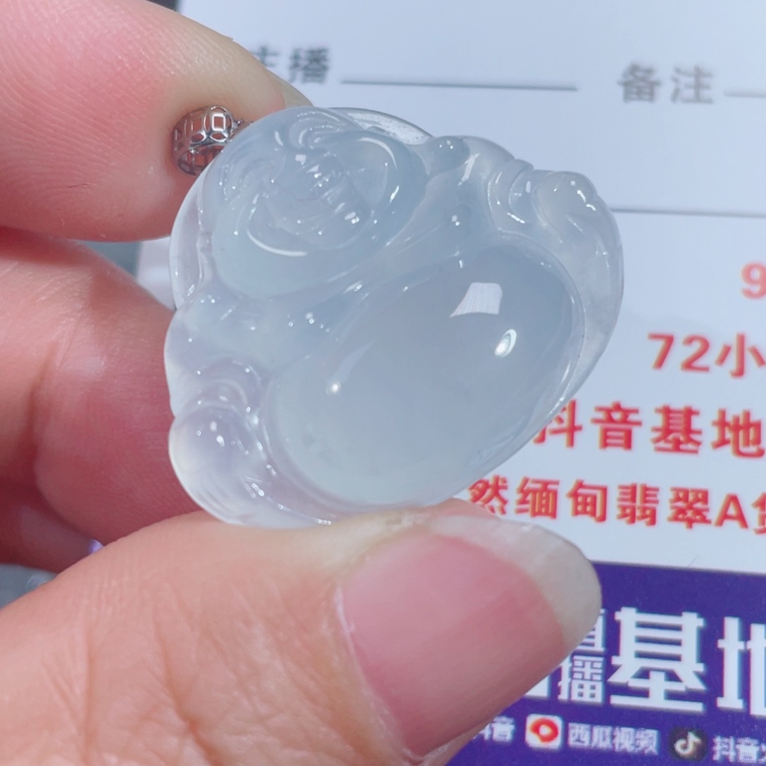 翡翠18K金镶嵌颈饰佛公