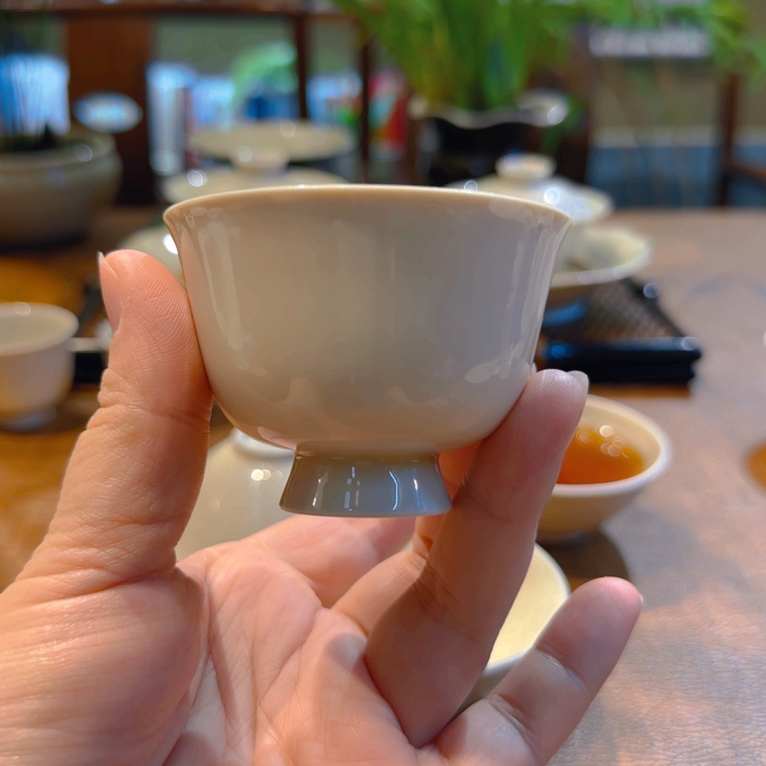 孤品 薄胎全手高足杯 80cc