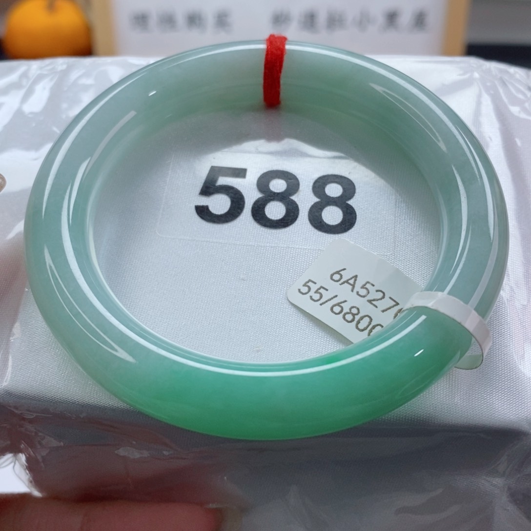 翡翠手镯未镶嵌天然A货翡翠手镯