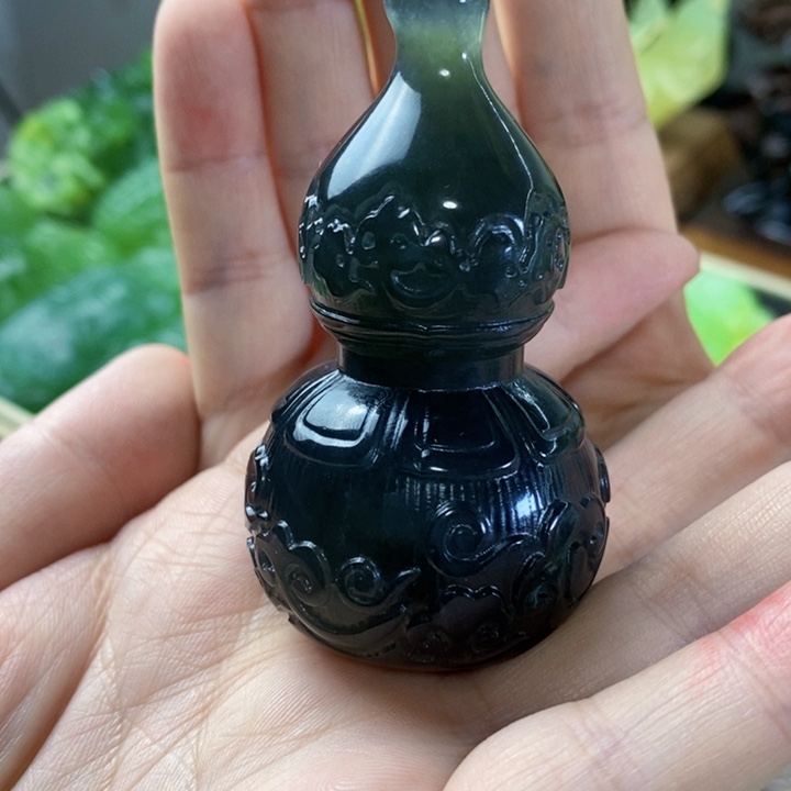 岫玉手把件未镶嵌