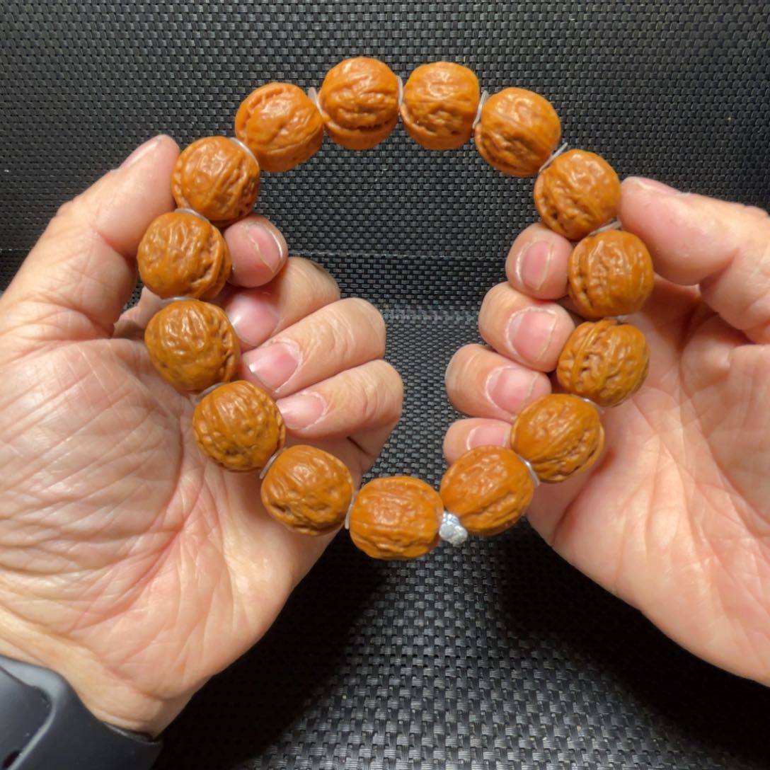 文玩核桃手串土豪元宝18
