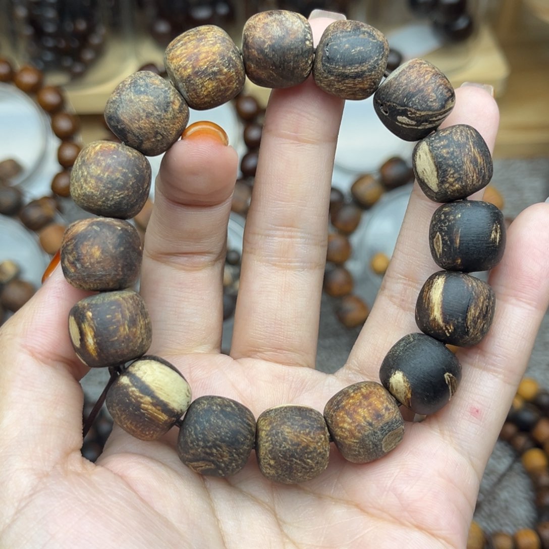 贡木印尼13/14瑕疵虫漏